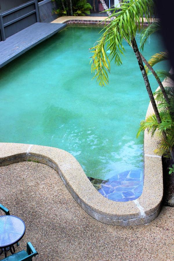 Lake Central Cairns Exterior photo